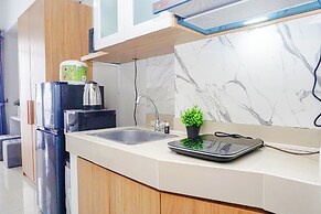 Cozy White Studio At Vasanta Innopark Apartment