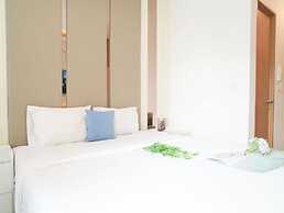 Chic And Comfortable Studio At Apartment Ciputra World 2