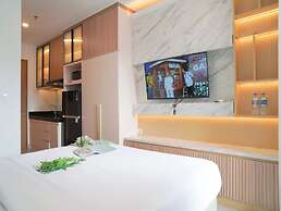 Chic And Comfortable Studio At Apartment Ciputra World 2