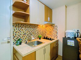 Compact Warm 2Br At Springlake Summarecon Bekasi Apartment