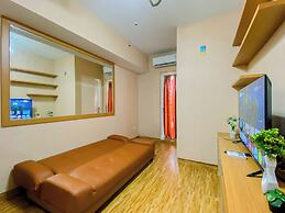 Compact Warm 2Br At Springlake Summarecon Bekasi Apartment