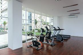 Simple And Compact 2Br At Vittoria Residence