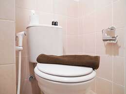 Contemporary And Comfortable 2Br At Apartment Podomoro Golf View