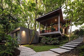 Guru Giri Forest Cabin Villa (Include Breakfast)