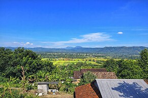 Guru Giri Forest Cabin Villa (Include Breakfast)