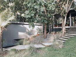 Guru Giri Forest Cabin Villa (Include Breakfast)