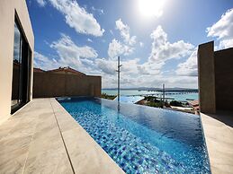 KANDOR RESORT OKINAWA