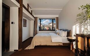 Lijiang Lazy Tribe Snow Mountain View Inn