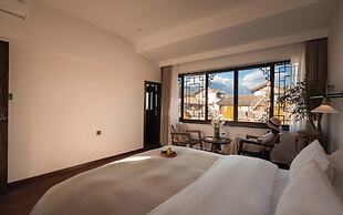 Lijiang Lazy Tribe Snow Mountain View Inn