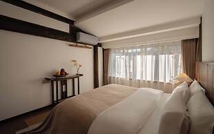 Lijiang Lazy Tribe Snow Mountain View Inn