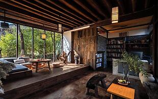 Lijiang Lazy Tribe Snow Mountain View Inn