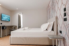 Ermes Deluxe Double Room With Sofa Bed
