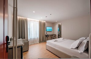 Ermes Deluxe Double Room With Sofa Bed