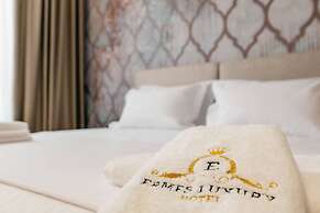 Ermes Deluxe Triple Room