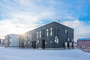 HILLS NISEKO D