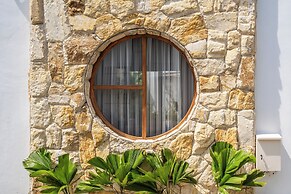 Villa Monstera A7 By Aishwarya Bali