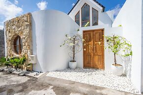 Villa Monstera A7 By Aishwarya Bali
