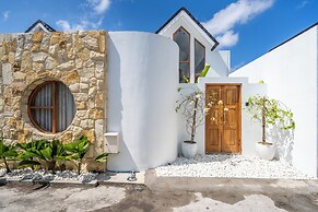 Villa Monstera A7 By Aishwarya Bali
