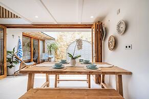 Villa Monstera A7 By Aishwarya Bali