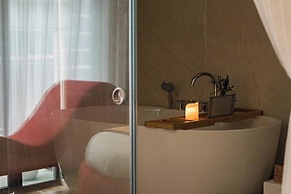 Radisson Hotel Ha Noi