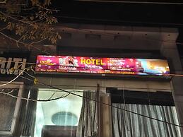 Hotel Luv Inn