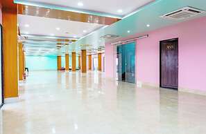 Hotel Navneeta Grand Varanasi