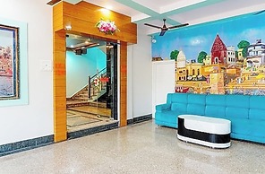 Hotel Navneeta Grand Varanasi
