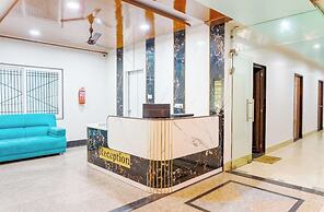 Hotel Navneeta Grand Varanasi