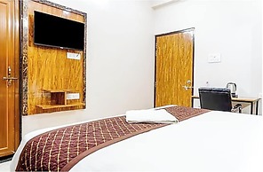 Hotel Navneeta Grand Varanasi