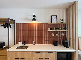 Akayane Lodge by H2 Life