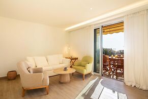 Glyfada Glow Suites by Corfuescapes