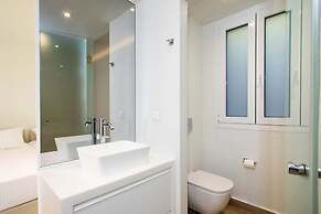 Glyfada Glow Suites by Corfuescapes