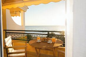 Glyfada Glow Suites by Corfuescapes