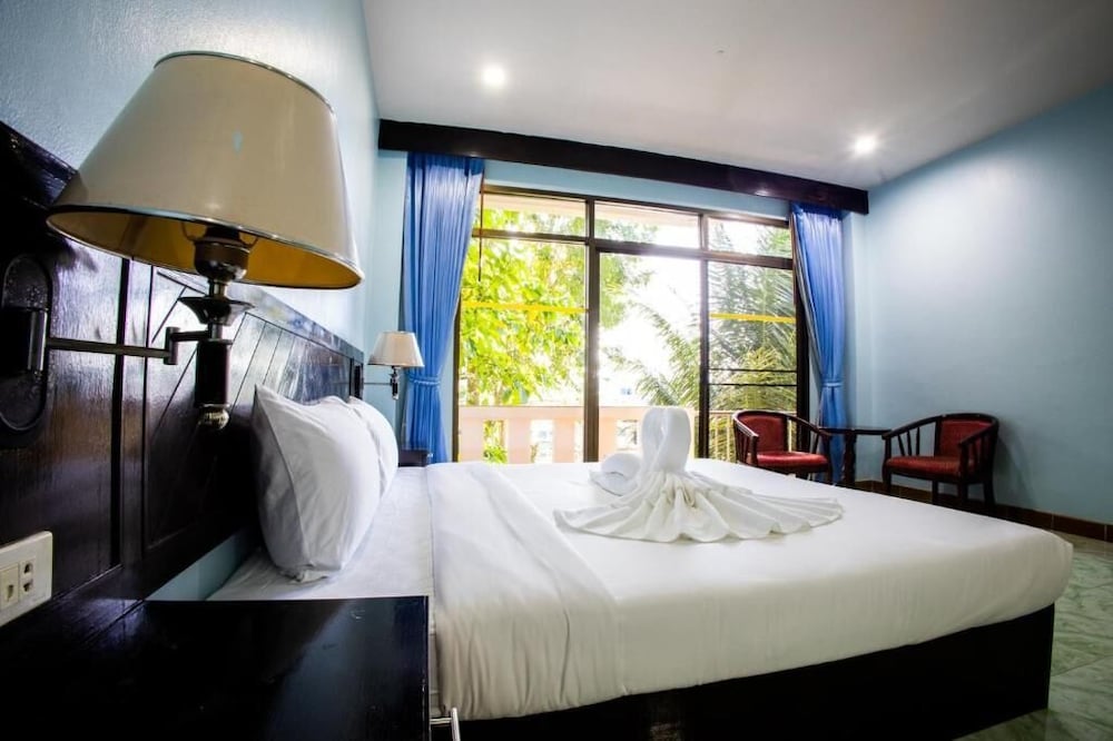 Riviera Guesthouse Patong
