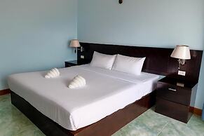 Riviera Guesthouse Patong