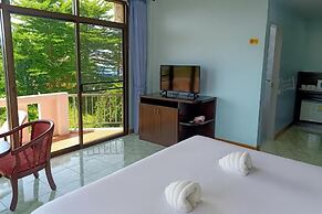Riviera Guesthouse Patong