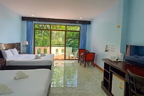 Riviera Guesthouse Patong