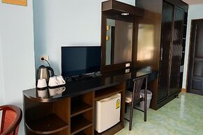 Riviera Guesthouse Patong
