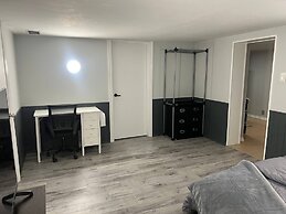 Prime Location Studio With Separate Amenities