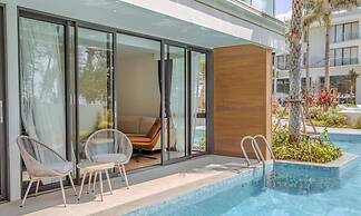 189/77 2BR Beachfront Seaview Pool Access