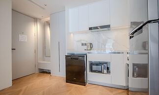 189/77 2BR Beachfront Seaview Pool Access