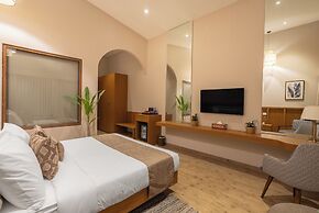 The White Resort and Spa Pawna