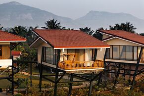 The White Resort and Spa Pawna
