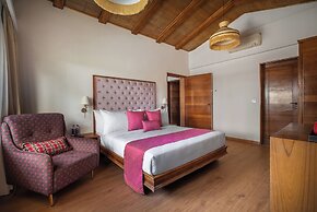The White Resort and Spa Pawna
