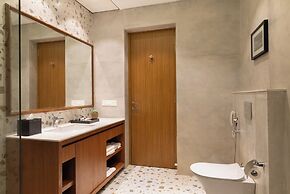 The White Resort and Spa Pawna