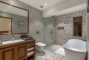 The White Resort and Spa Pawna