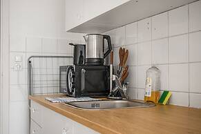Spacious 2BR Apartment Long Stay Rennweg