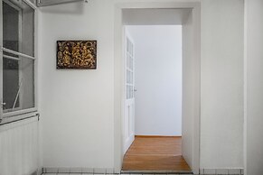 Spacious 2BR Apartment Long Stay Rennweg