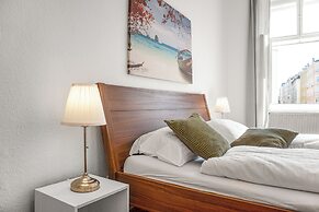 Spacious 2BR Apartment Long Stay Rennweg