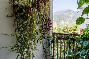 LiveAway Rishikesh Laxman Jhula by PACK